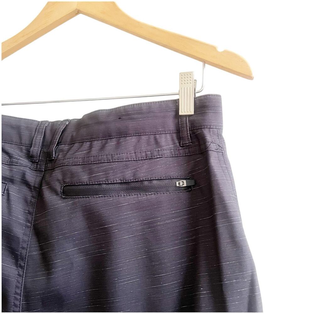 Men’s Activewear Shorts Size 30 Heathered Charcoal 10” Inseam Casual Golf Active - Picture 4 of 8
